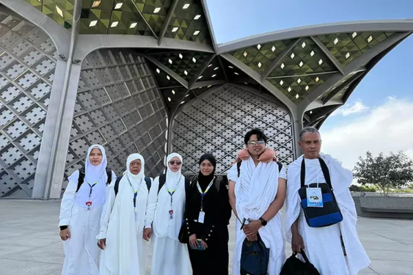 galeri-hanania-kareem-14-684f9cd403117 galeri-hanania-kareem-14-684f9cd403117